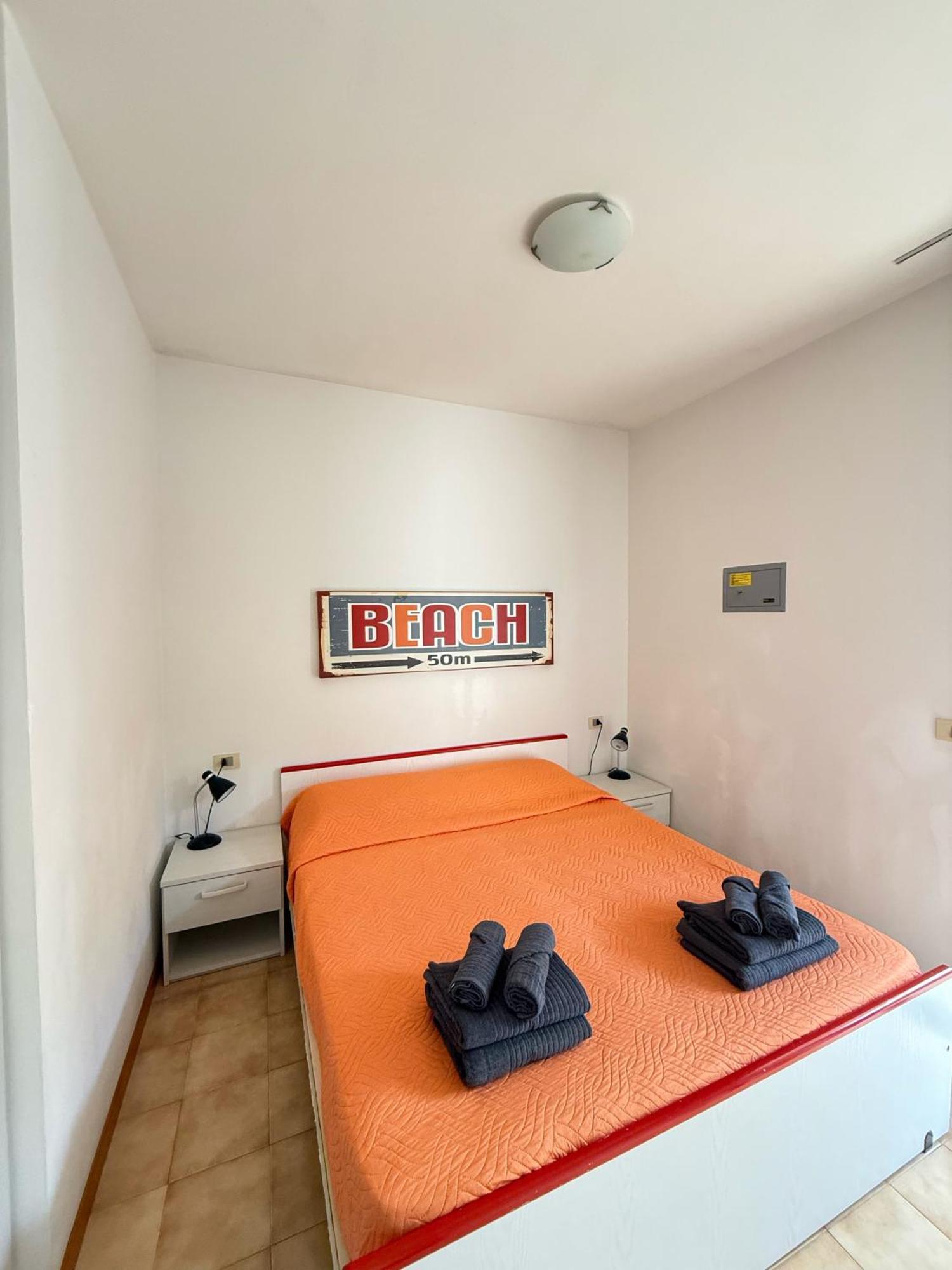 Grazioso Appartamento N 40 A Bibione A 100Mt Dal Mare Luaran gambar